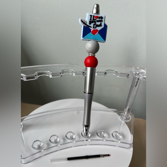 Custom made beaded pen + 1 Refill I Father’s Day Gift - Picture 1 of 2